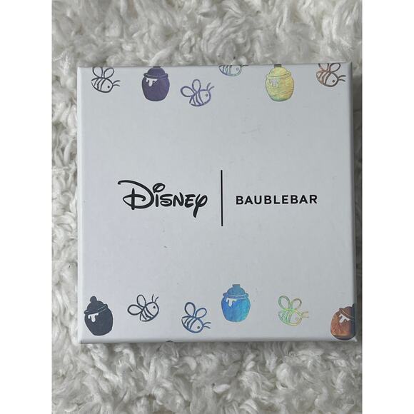 Disney BaubleBar Winnie the Pooh North Pole Moveable Holiday Stud Earrings NEW - Picture 9 of 10